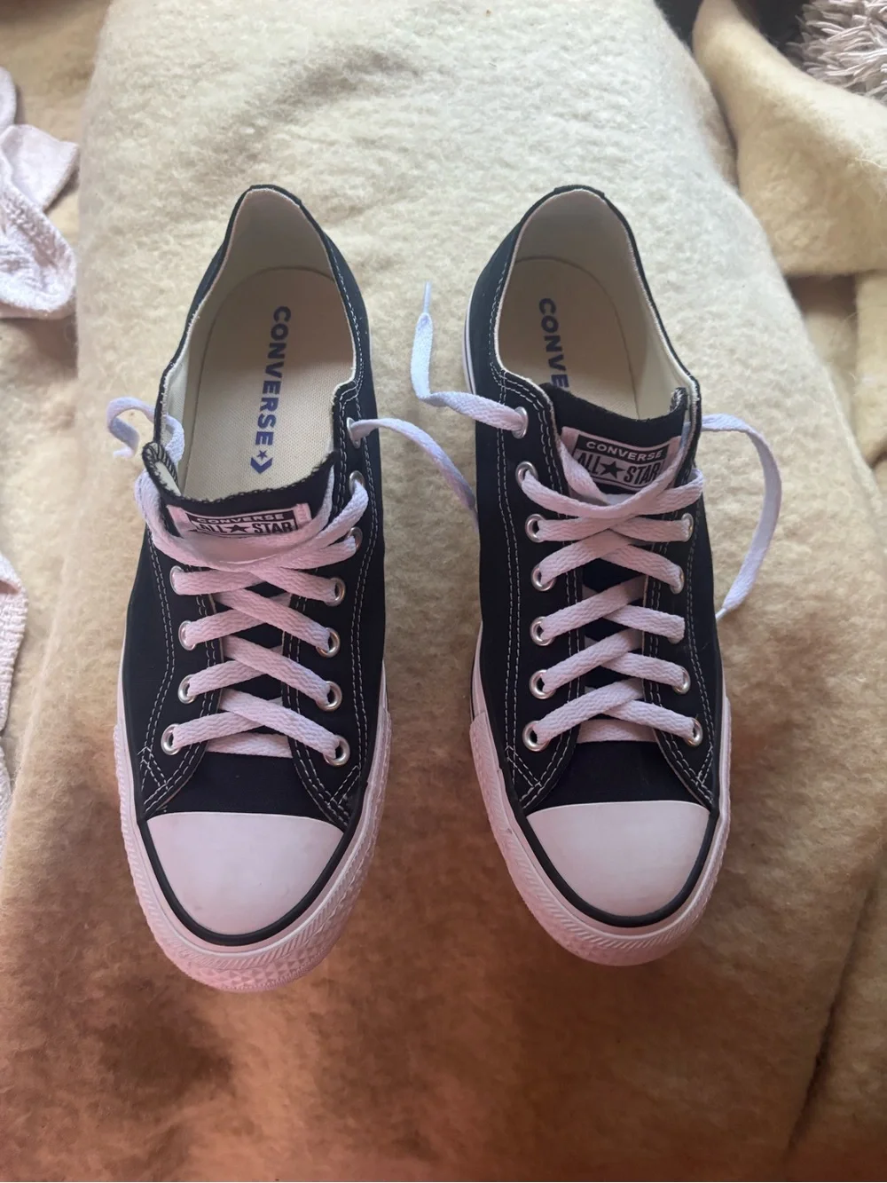 New Converse Chuck Taylor All Star Low Top Sneakers -black size men 11